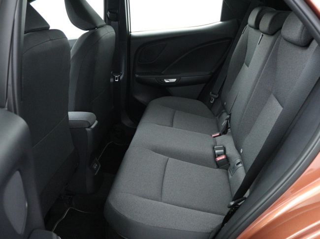 Lexus LBX - Business Line 2WD 