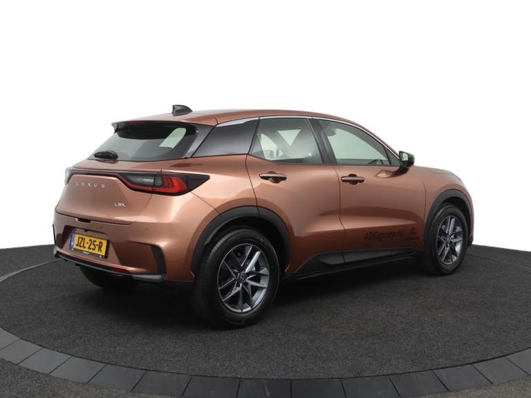 Lexus LBX - Business Line 2WD  2