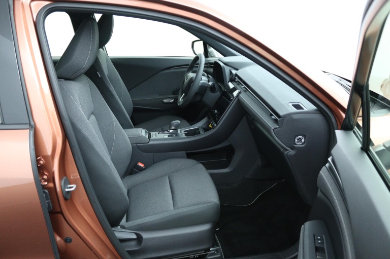 Lexus LBX - Business Line 2WD  21