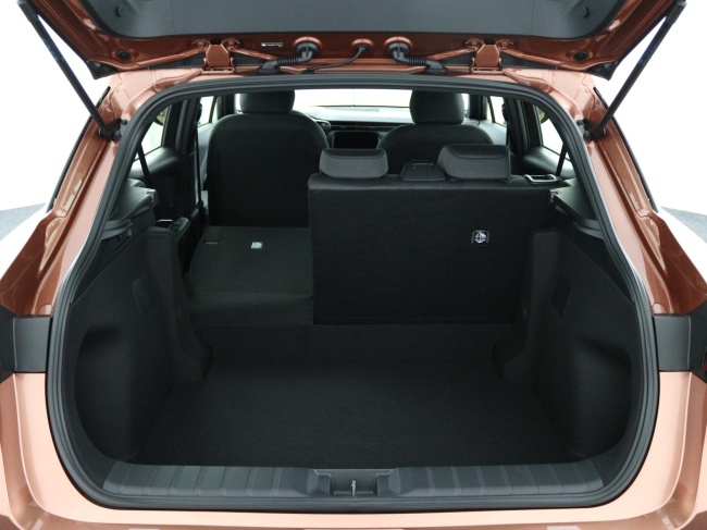 Lexus LBX - Business Line 2WD 