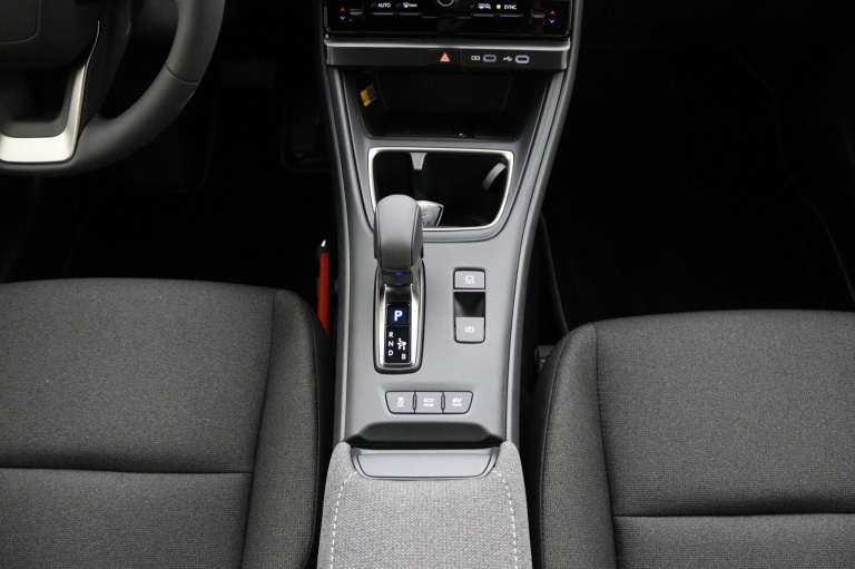 Lexus LBX - Business Line 2WD  25