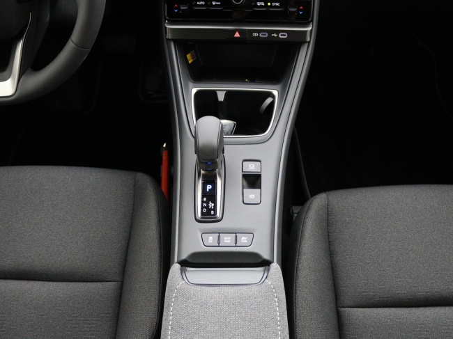 Lexus LBX - Business Line 2WD 