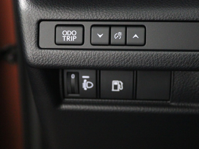 Lexus LBX - Business Line 2WD 