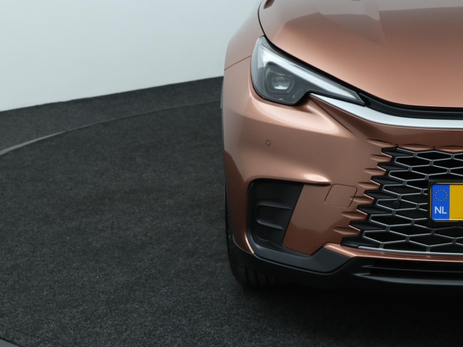 Lexus LBX - Business Line 2WD 