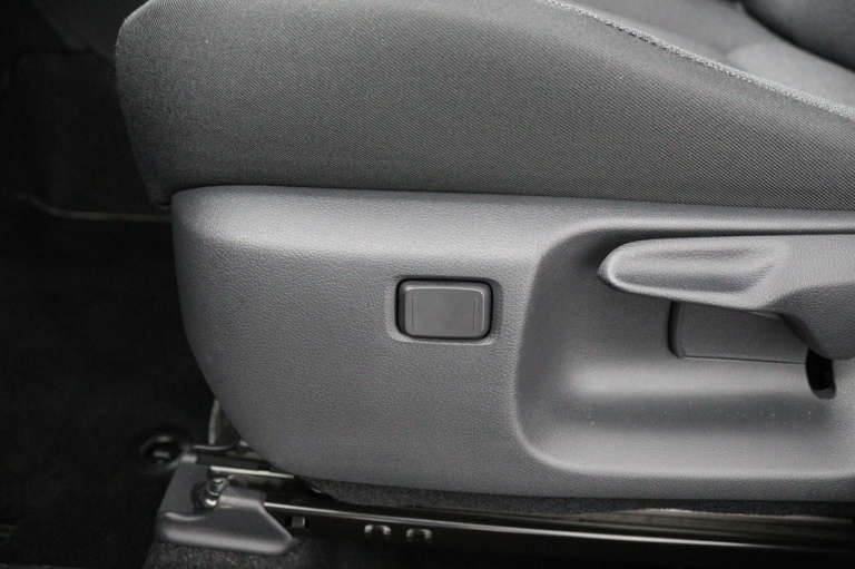 Lexus LBX - Business Line 2WD  37