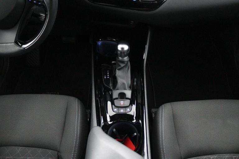 Toyota C-HR - 2.0 Hybrid First Edition 26