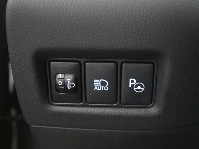 Toyota C-HR - 2.0 Hybrid First Edition