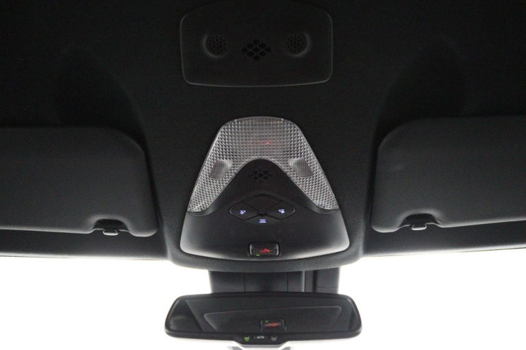 Toyota C-HR - 2.0 Hybrid First Edition 32