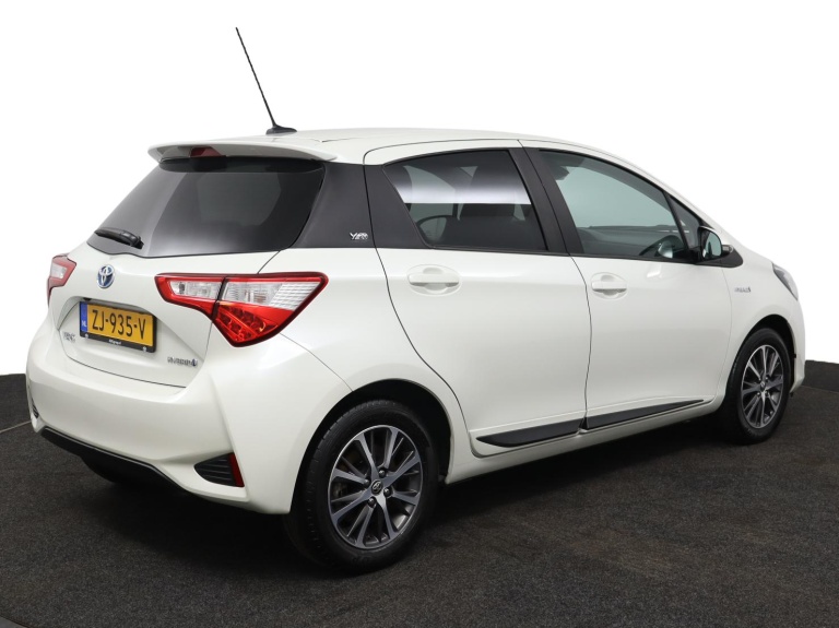 Toyota Yaris - 1.5 Hybrid Y20 Exclusive Edition 2