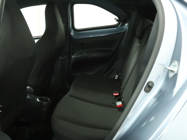 Toyota Aygo X - 1.0 VVT-i MT Play