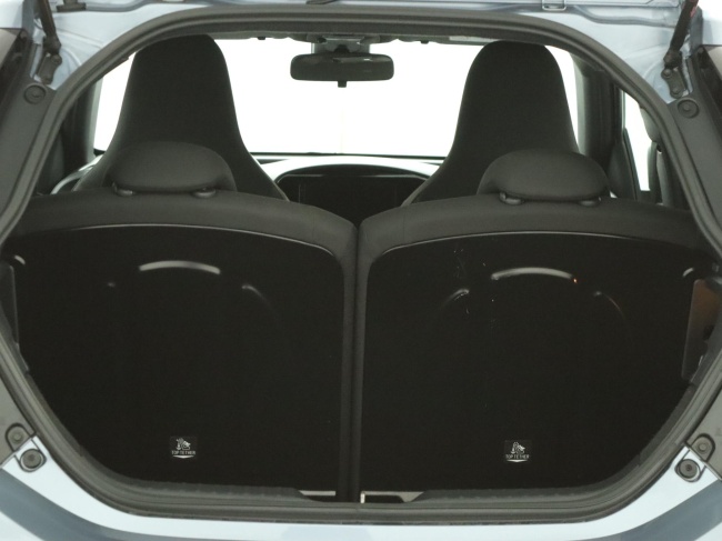 Toyota Aygo X - 1.0 VVT-i MT Play