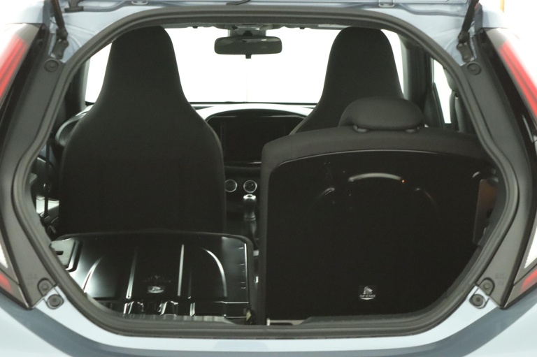 Toyota Aygo X - 1.0 VVT-i MT Play 25