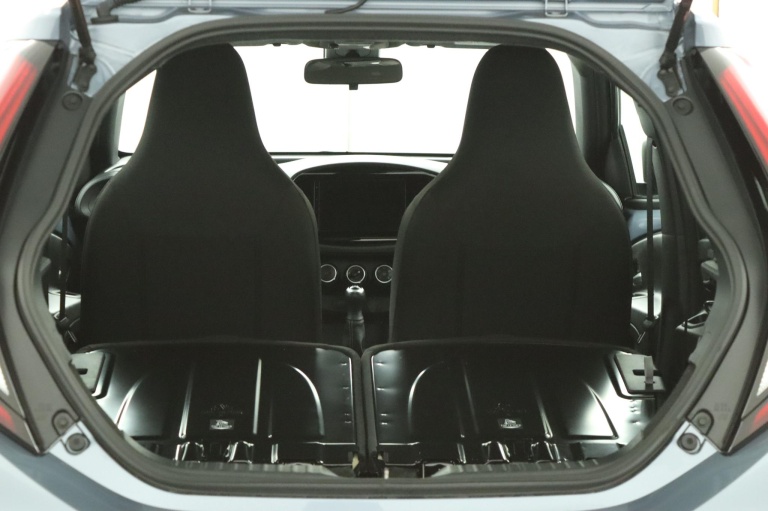 Toyota Aygo X - 1.0 VVT-i MT Play 26