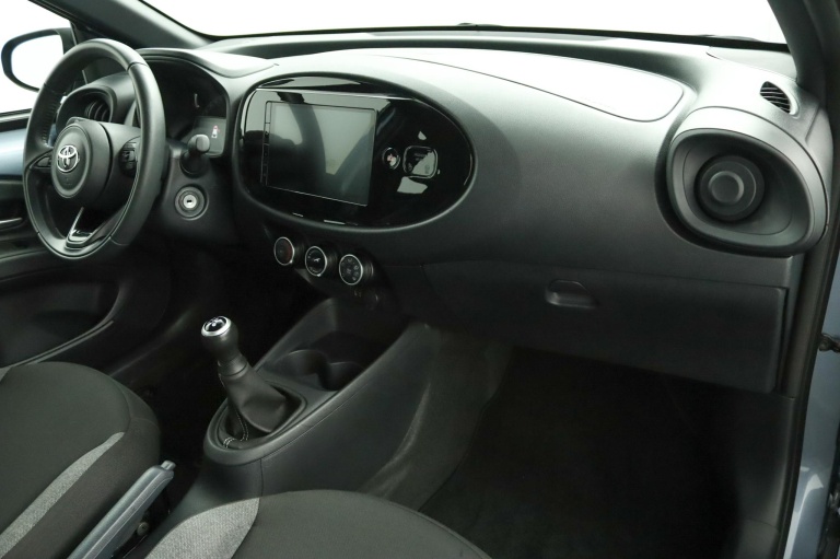 Toyota Aygo X - 1.0 VVT-i MT Play 40