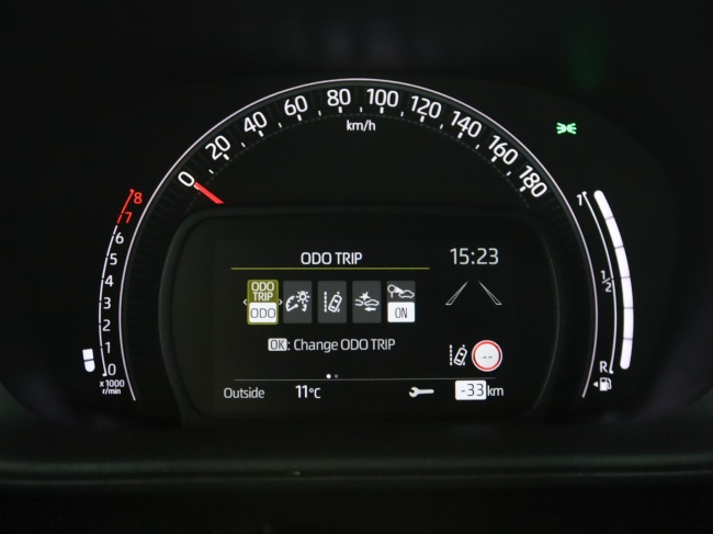 Toyota Aygo X - 1.0 VVT-i MT Play