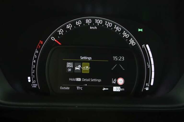 Toyota Aygo X - 1.0 VVT-i MT Play 49