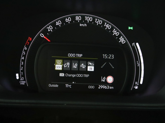 Toyota Aygo X - 1.0 VVT-i MT Play