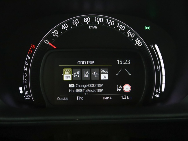 Toyota Aygo X - 1.0 VVT-i MT Play