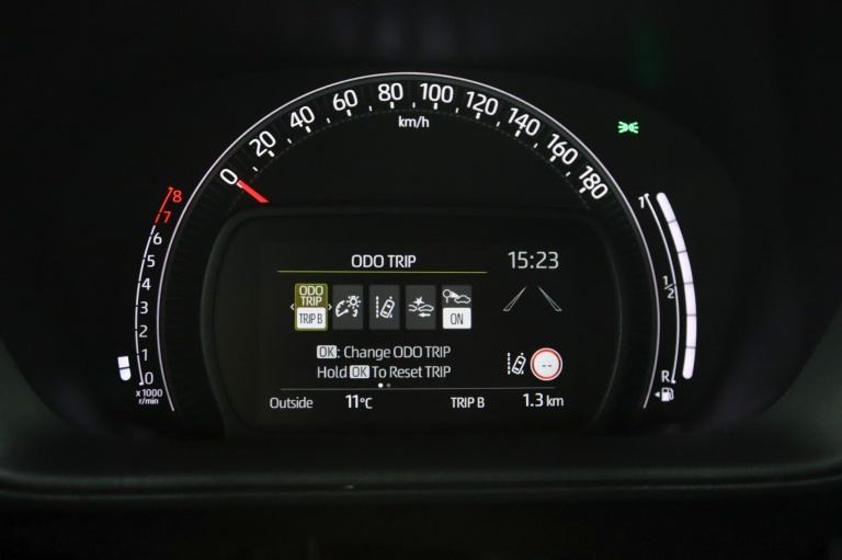 Toyota Aygo X - 1.0 VVT-i MT Play 52