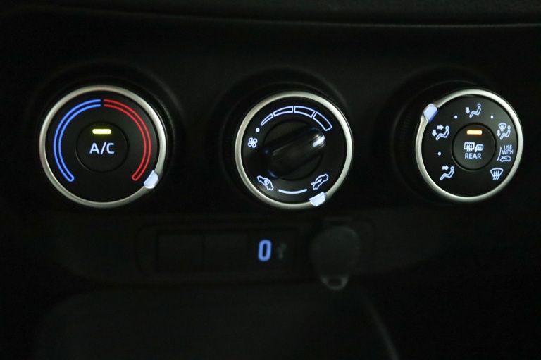 Toyota Aygo X - 1.0 VVT-i MT Play 7