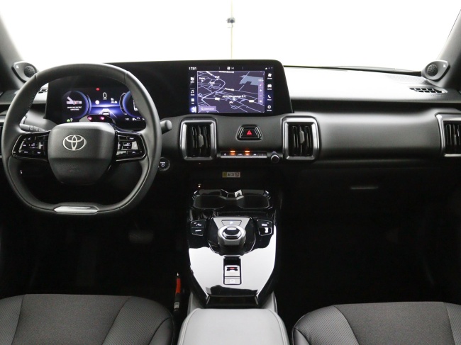 Toyota Urban Cruiser - Executive 61 kWh