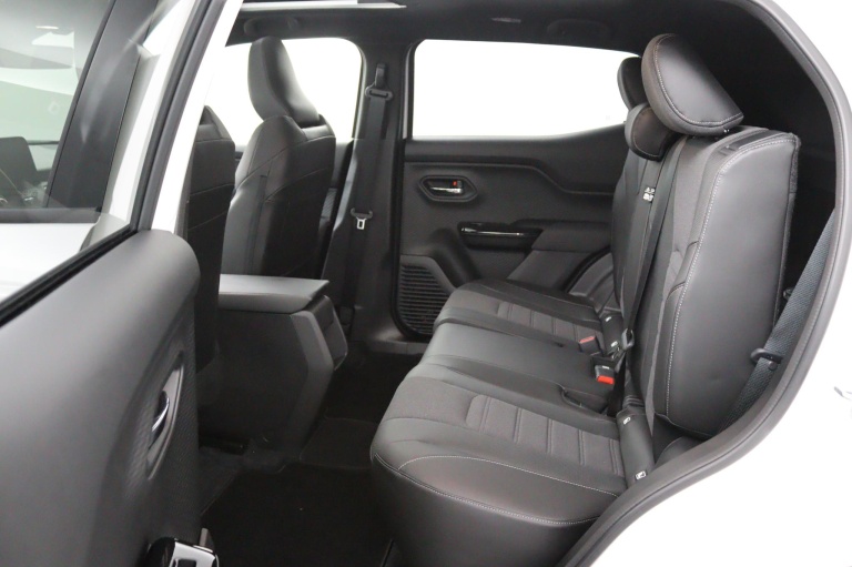 Toyota Urban Cruiser - Executive 61 kWh 15