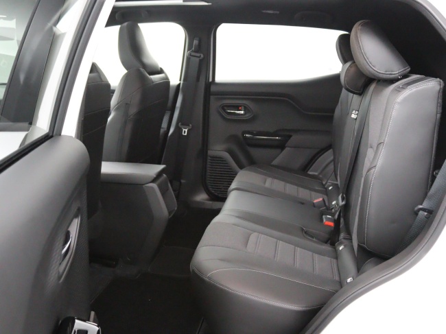 Toyota Urban Cruiser - Executive 61 kWh