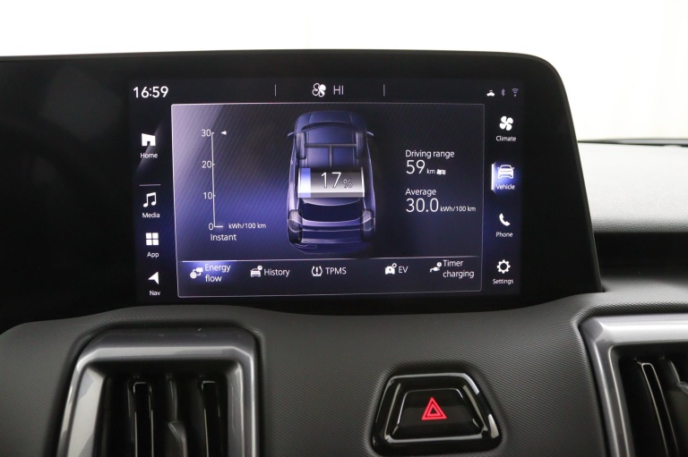 Toyota Urban Cruiser - Executive 61 kWh 20