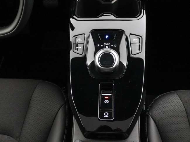 Toyota Urban Cruiser - Executive 61 kWh