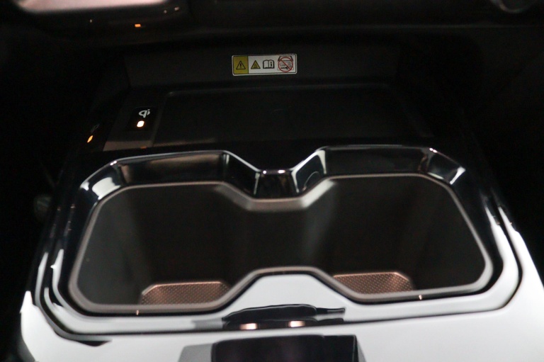 Toyota Urban Cruiser - Executive 61 kWh 31