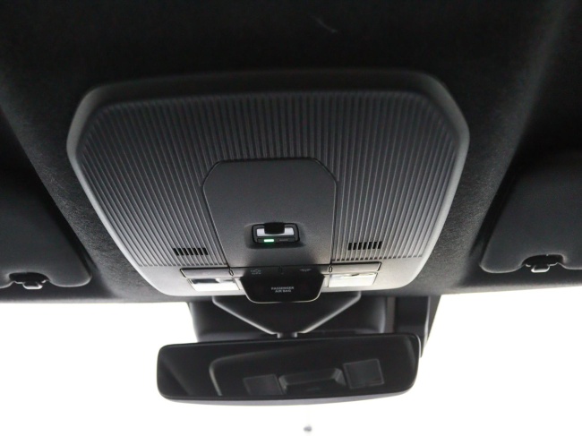 Toyota Urban Cruiser - Executive 61 kWh