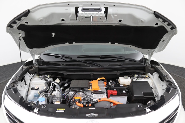 Toyota Urban Cruiser - Executive 61 kWh 39