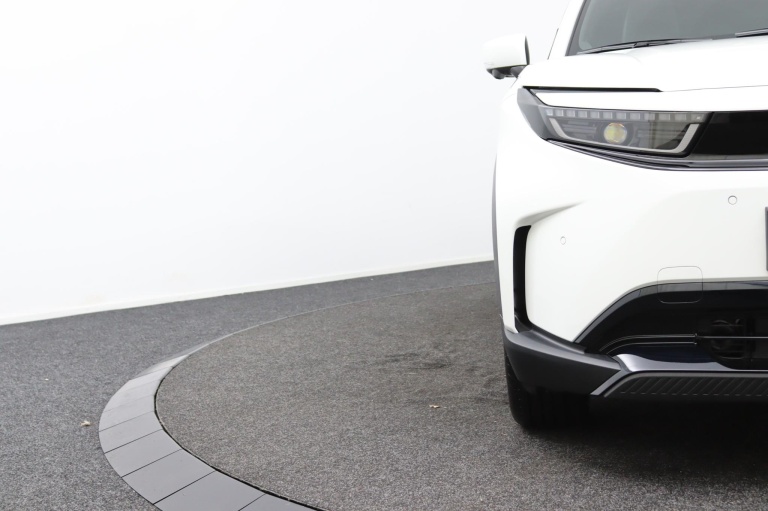 Toyota Urban Cruiser - Executive 61 kWh 40