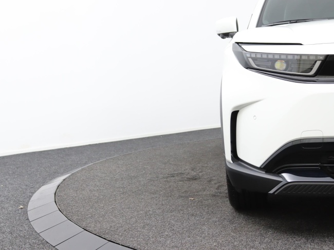 Toyota Urban Cruiser - Executive 61 kWh