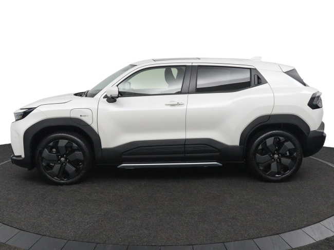 Toyota Urban Cruiser - Executive 61 kWh