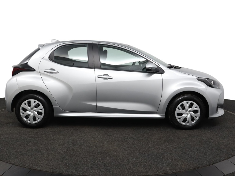 Toyota Yaris - 1.5 VVT-i Active 13