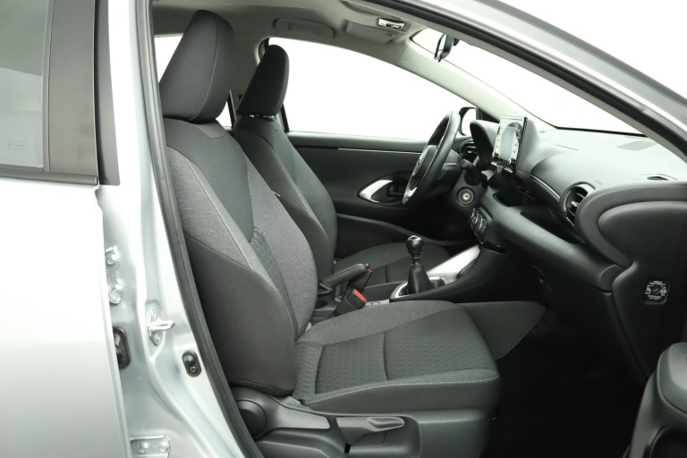 Toyota Yaris - 1.5 VVT-i Active 22