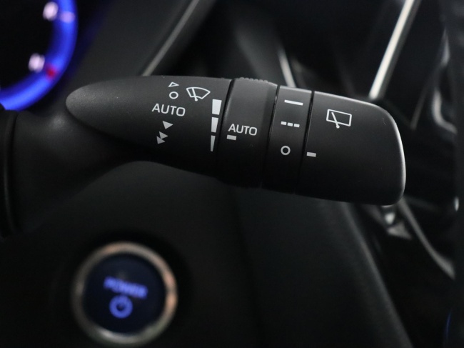 Toyota Corolla Touring Sports - 1.8 Hybrid First Edition