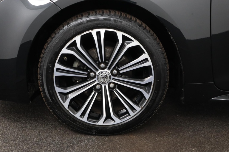 Toyota Corolla Touring Sports - 1.8 Hybrid First Edition 37