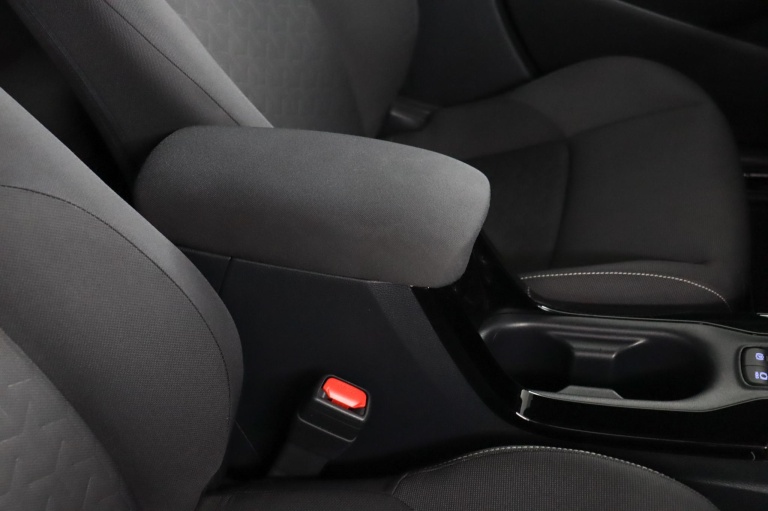 Toyota Corolla Touring Sports - 1.8 Hybrid First Edition 50