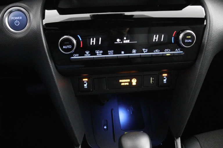 Toyota Yaris Cross - 1.5 Hybrid Adventure 17