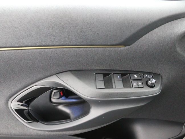 Toyota Yaris Cross - 1.5 Hybrid Adventure