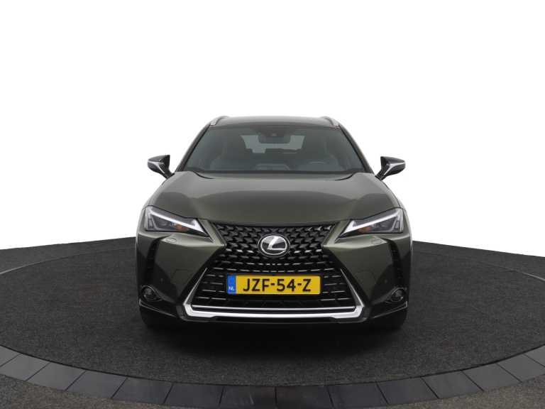 Lexus UX - 250h Business Line 16
