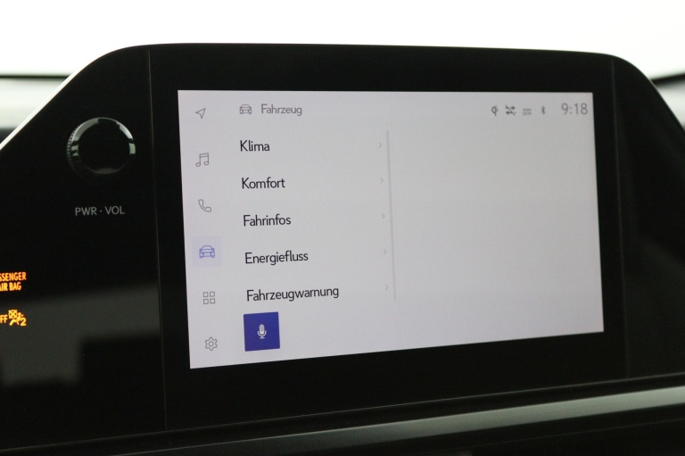 Lexus UX - 250h Business Line 43