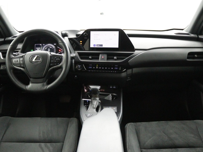 Lexus UX - 250h Business Line