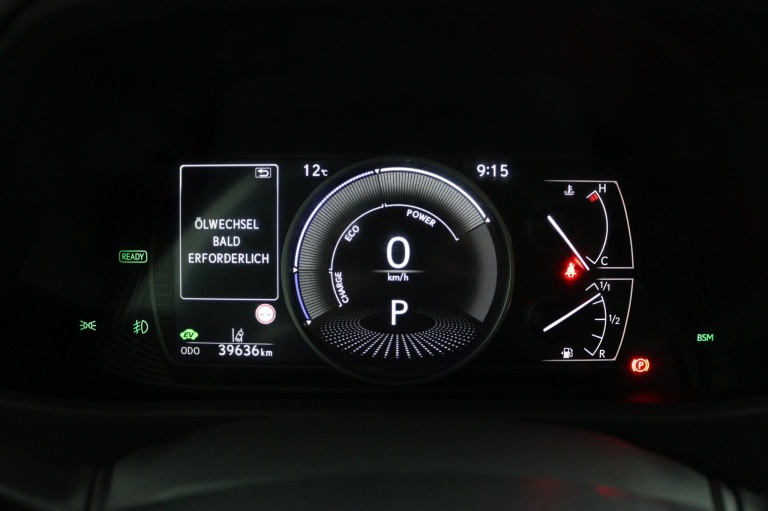 Lexus UX - 250h Business Line 6