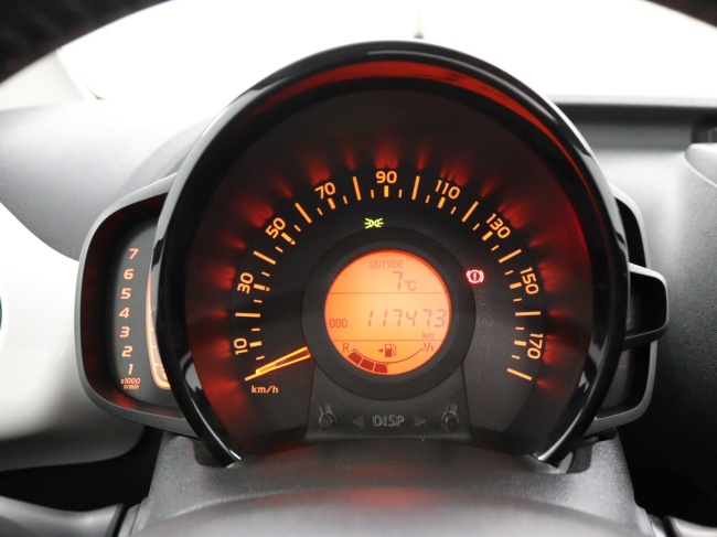 Toyota Aygo - 1.0 VVT-i x-wave