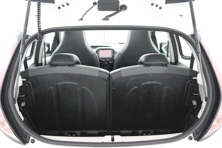 Toyota Aygo - 1.0 VVT-i x-wave 28