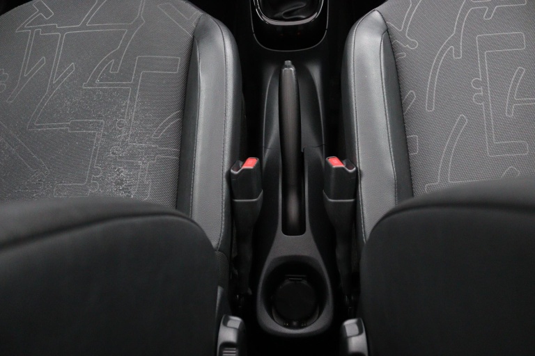 Toyota Aygo - 1.0 VVT-i x-wave 39