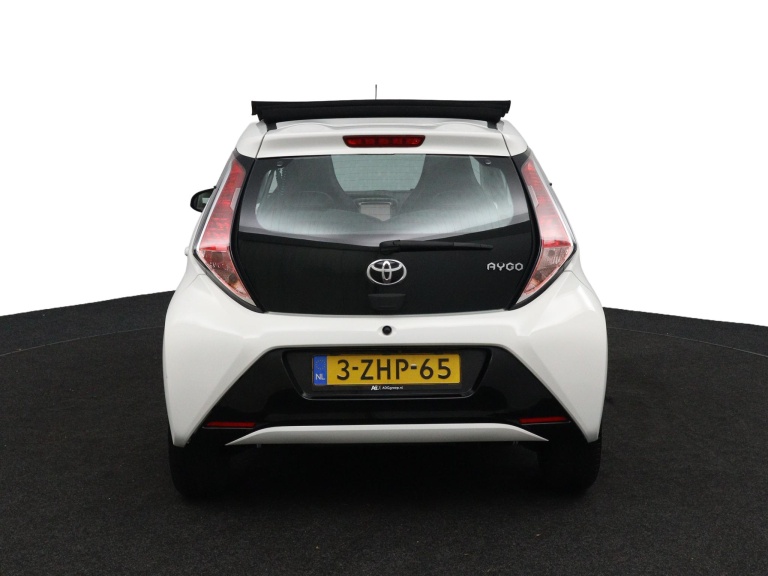 Toyota Aygo - 1.0 VVT-i x-wave 8